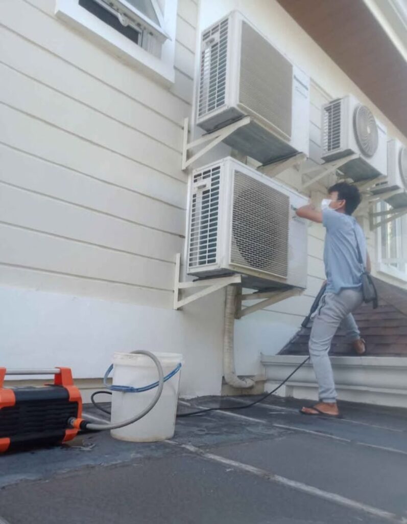 Outdoor unit servicing by coolinginsights team